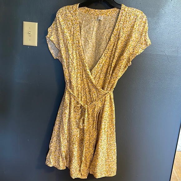 yellow and light pink tie dress - Picture 2 of 5